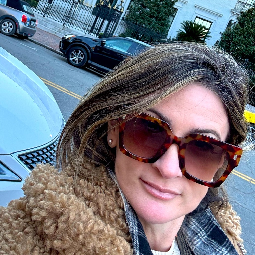 Meet your Posher, Cindy